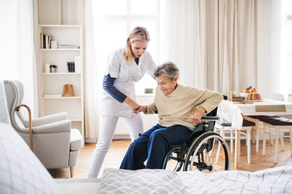 Why Hourly Home Care Is the Perfect Solution for Seniors Needing Extra Support